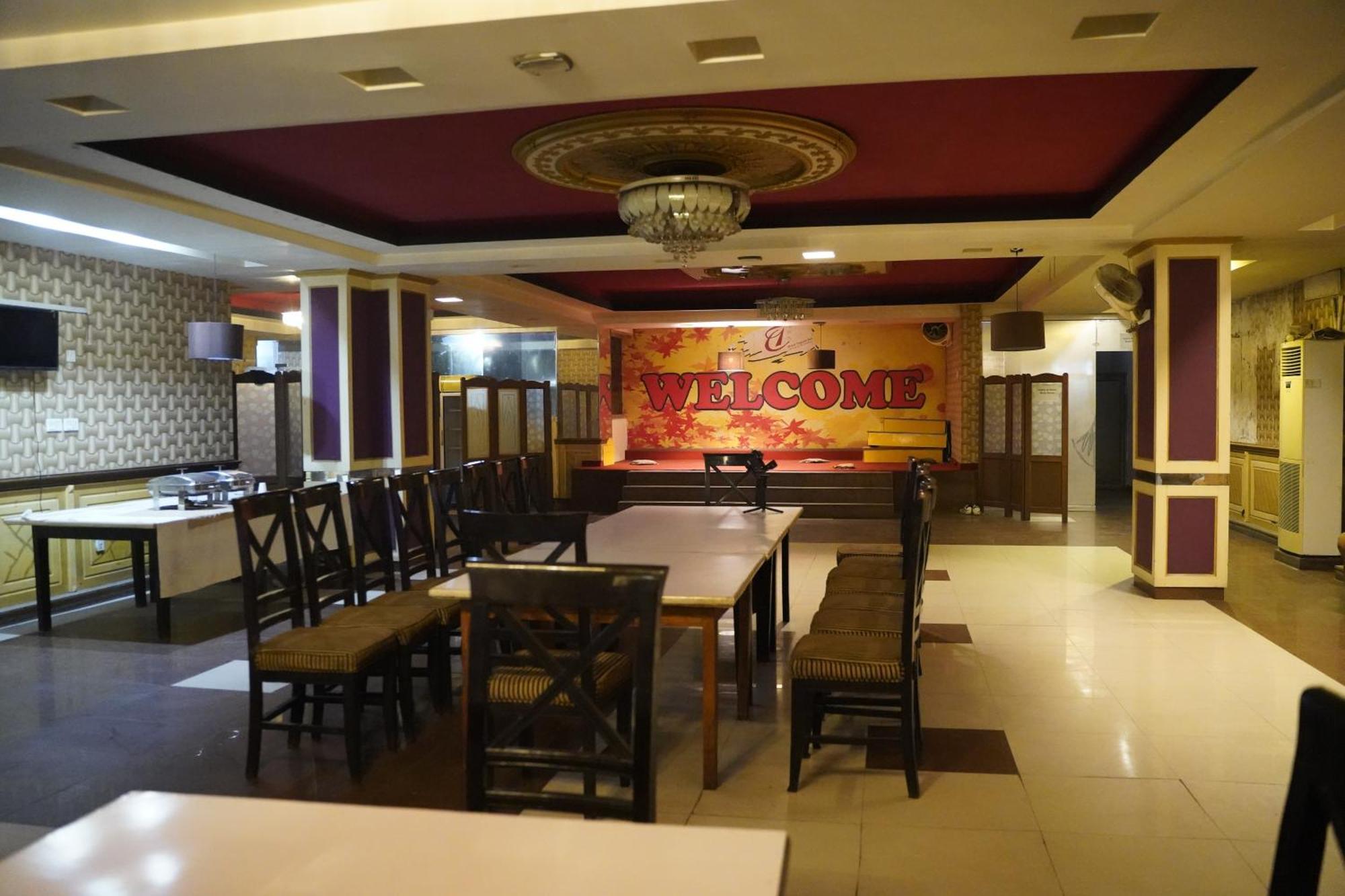 Hotel Tourist Inn Lahore Luaran gambar