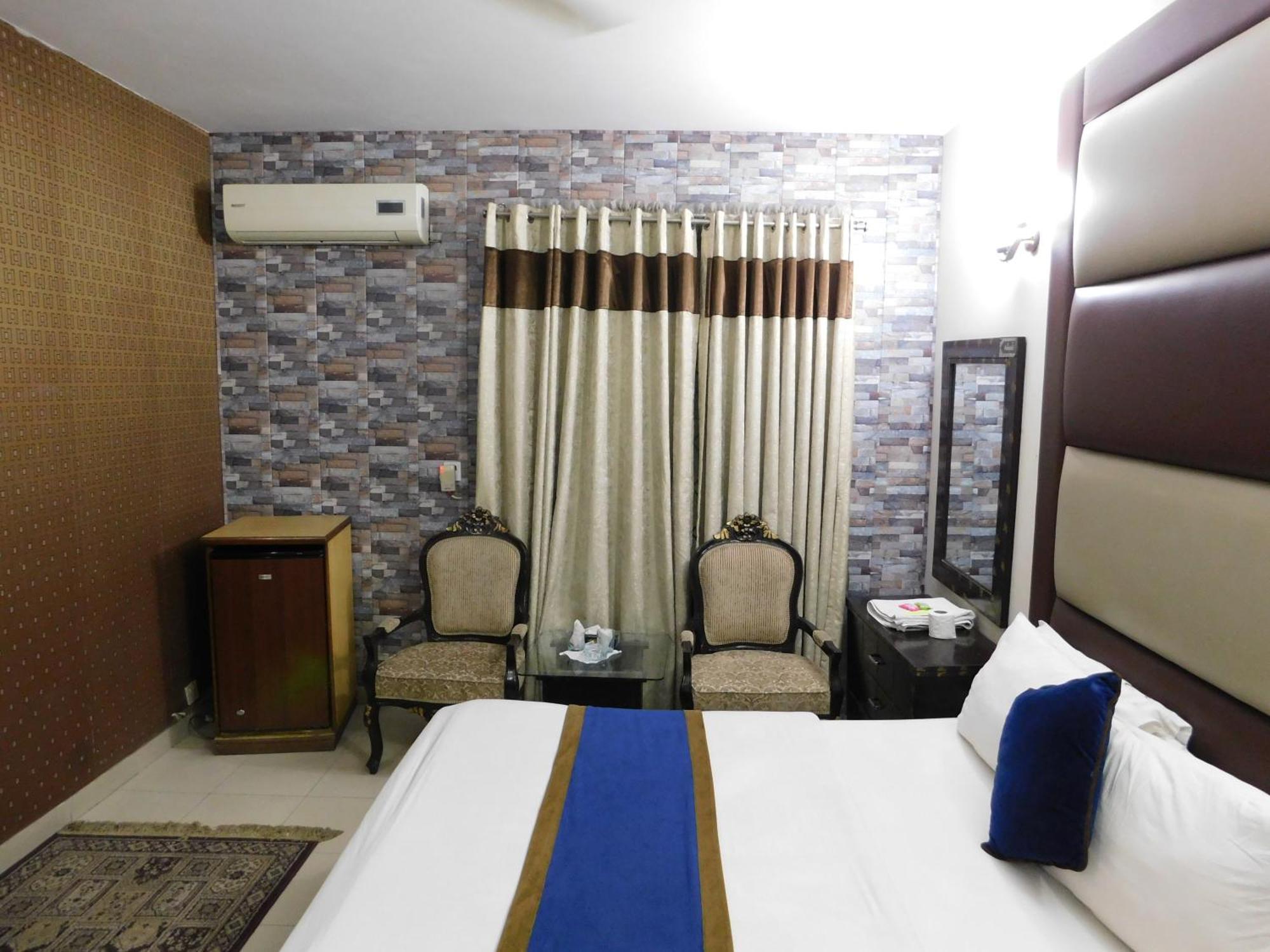 Hotel Tourist Inn Lahore Luaran gambar