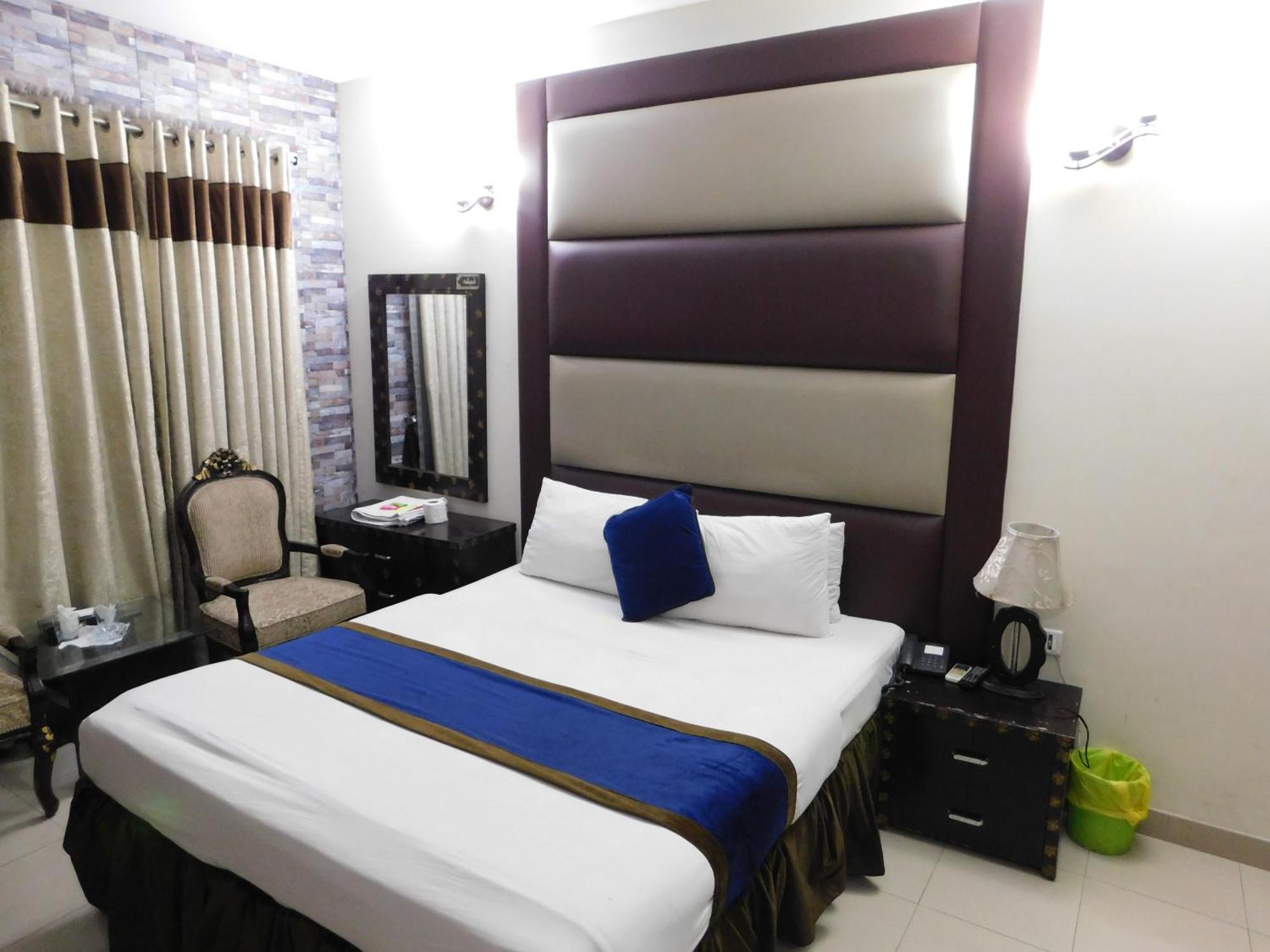 Hotel Tourist Inn Lahore Luaran gambar