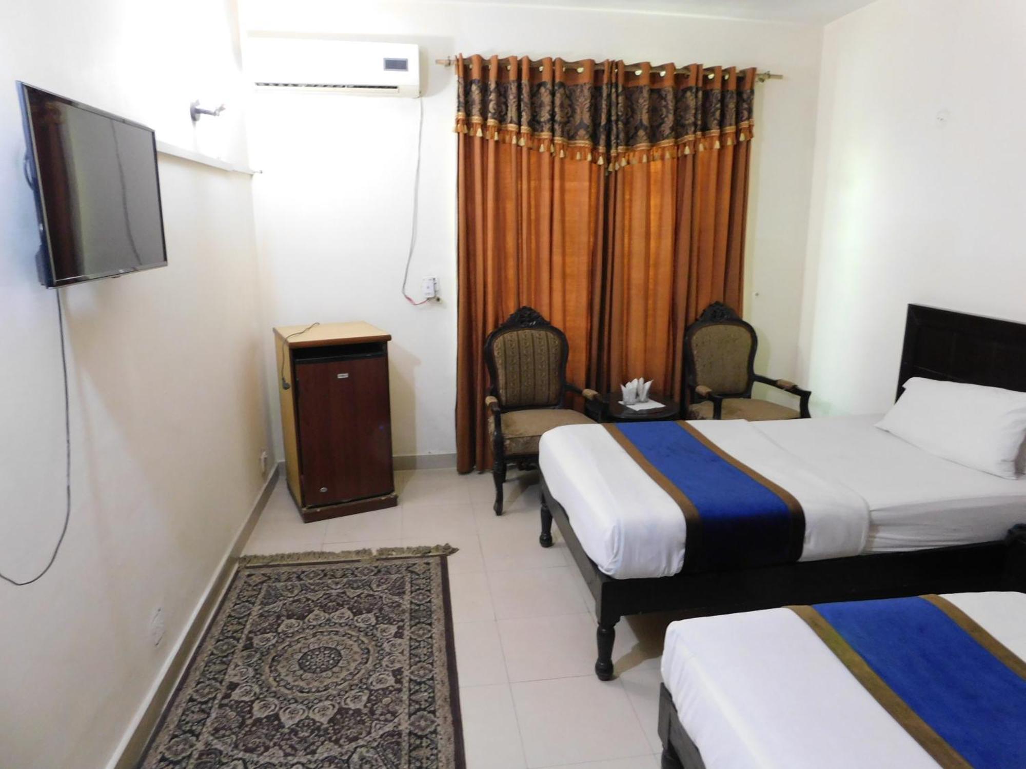 Hotel Tourist Inn Lahore Luaran gambar