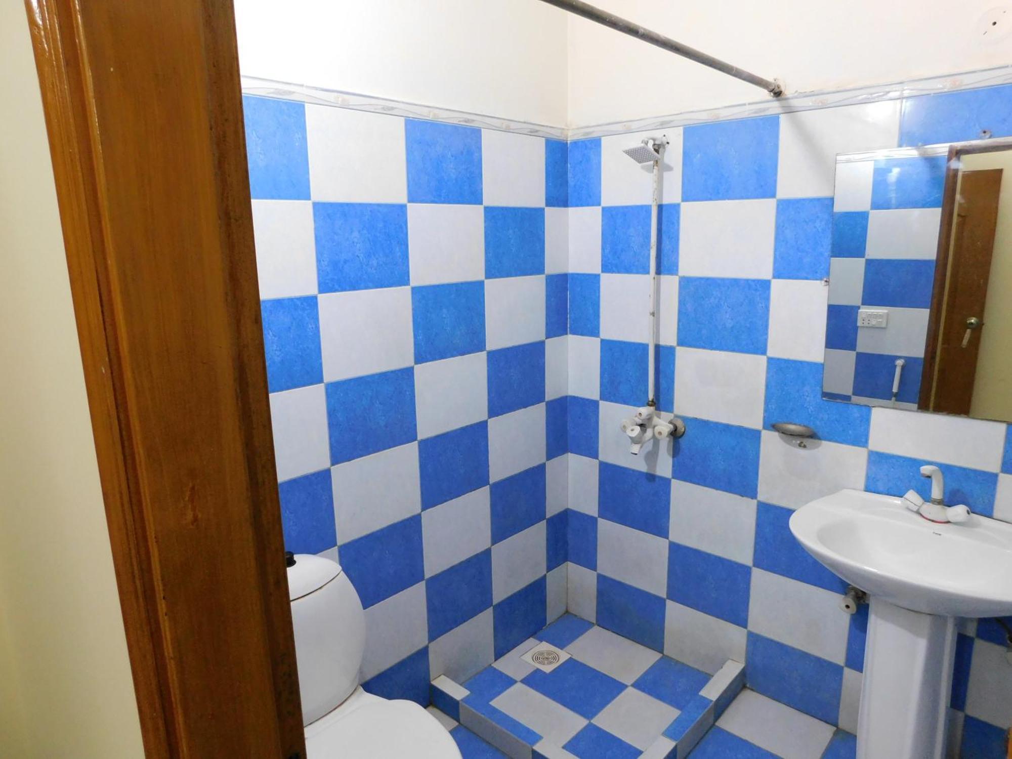 Hotel Tourist Inn Lahore Luaran gambar