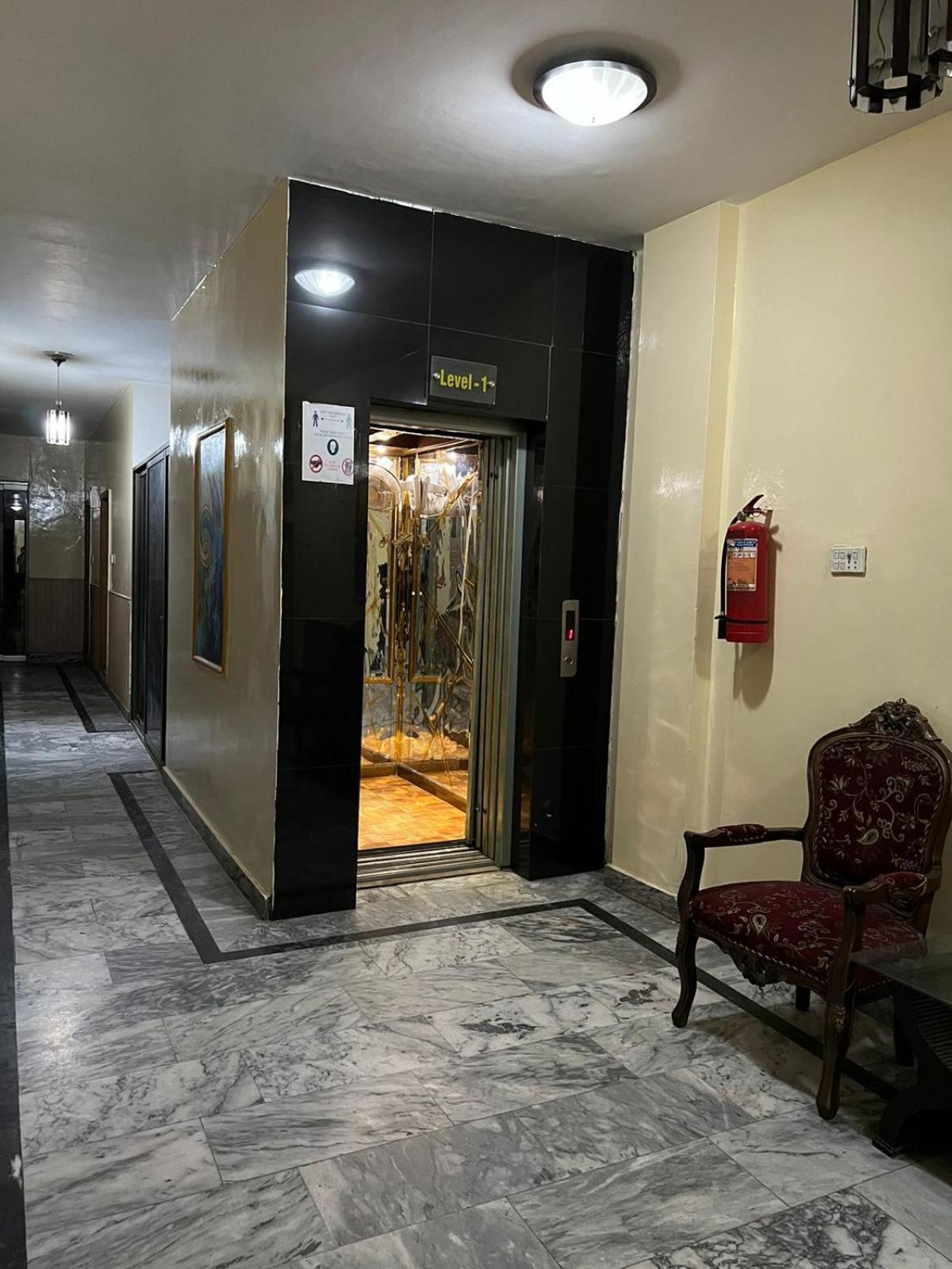 Hotel Tourist Inn Lahore Luaran gambar